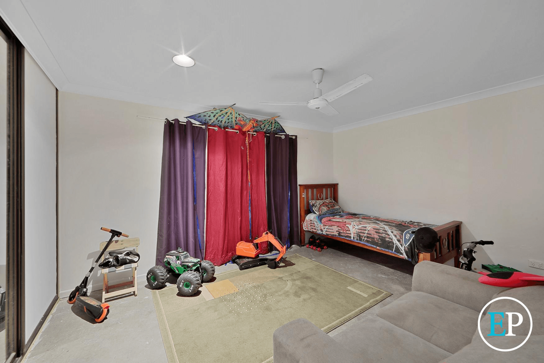 629 Lindemans Road, MOORE PARK BEACH, QLD 4670