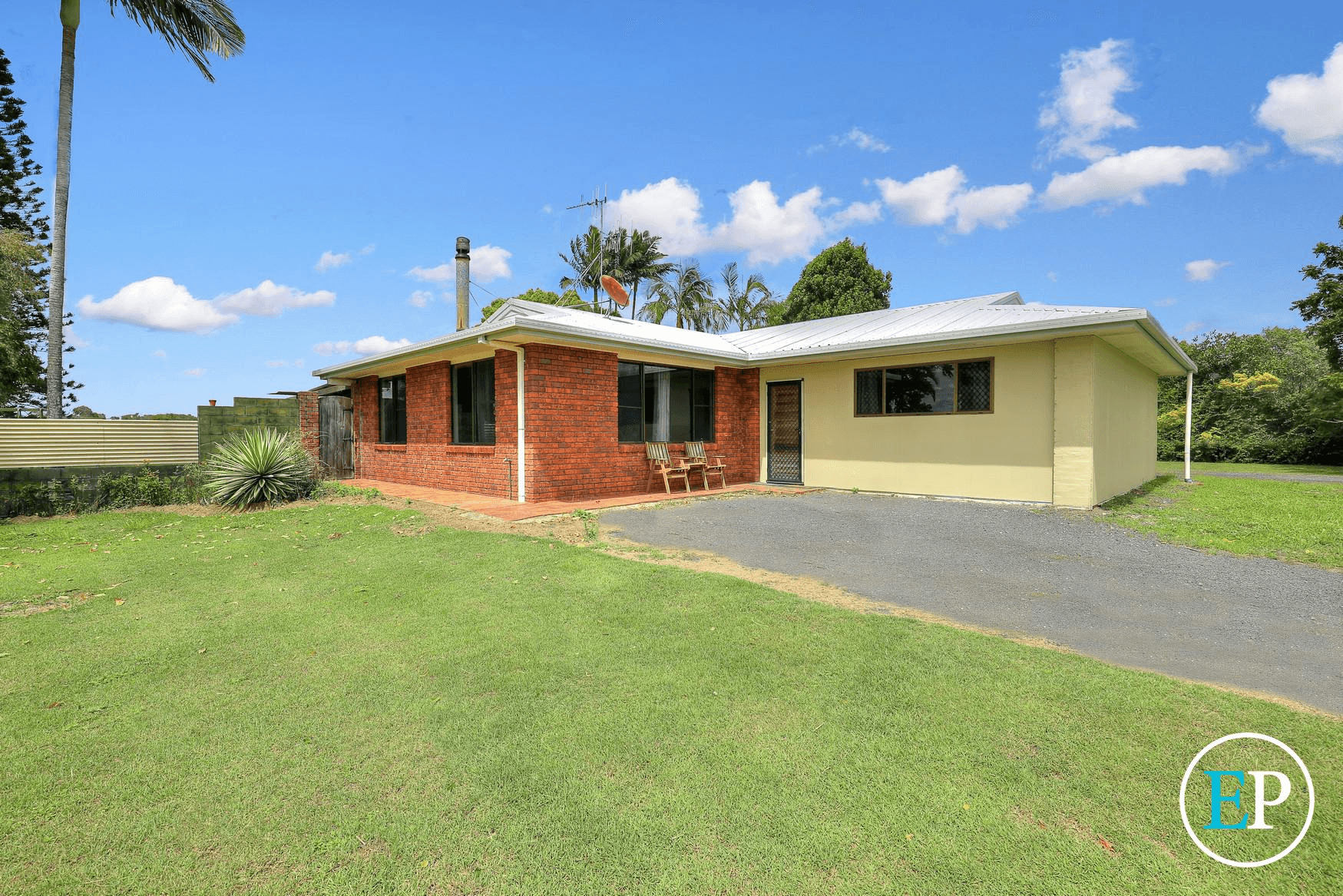 629 Lindemans Road, MOORE PARK BEACH, QLD 4670