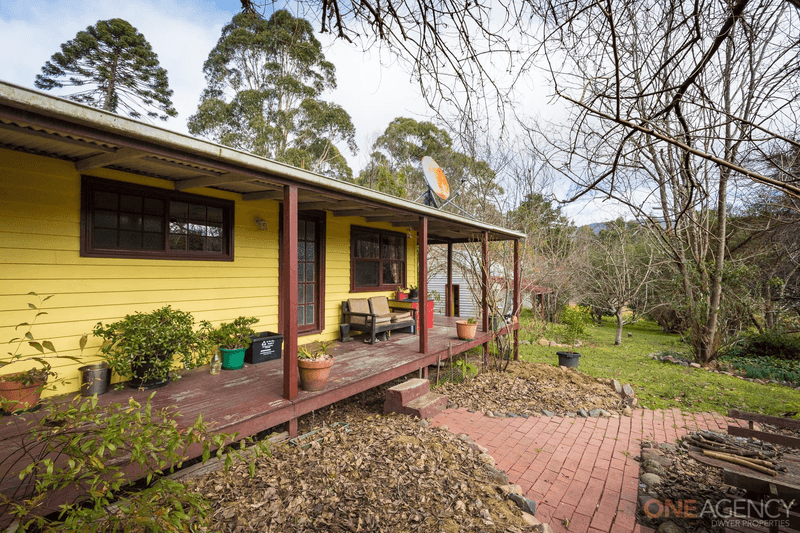 7-13 Pericoe Street, Burragate, NSW 2550