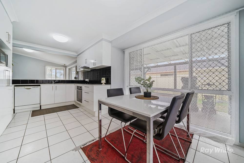 11 Wisteria Drive, REGENTS PARK, QLD 4118