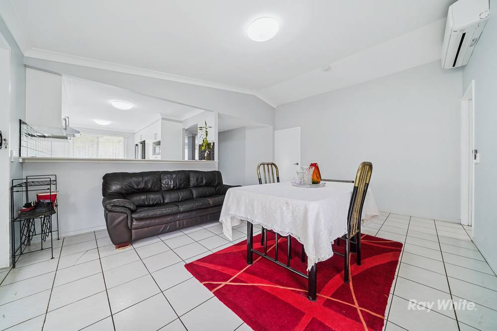 11 Wisteria Drive, REGENTS PARK, QLD 4118