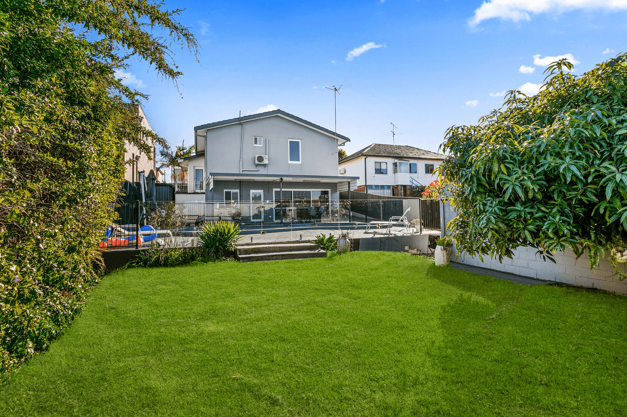 22 Curtis Avenue, TAREN POINT, NSW 2229