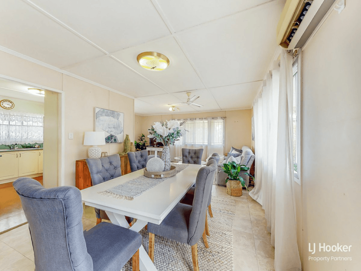 33 Milanion Crescent, CARINDALE, QLD 4152
