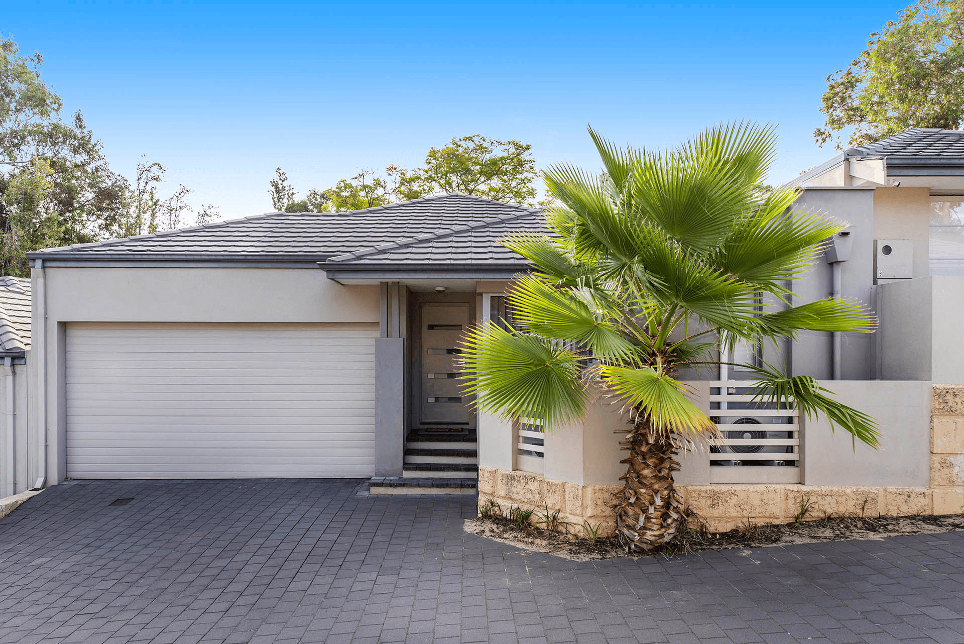 8/11 Kathleen Avenue, Maylands, WA 6051