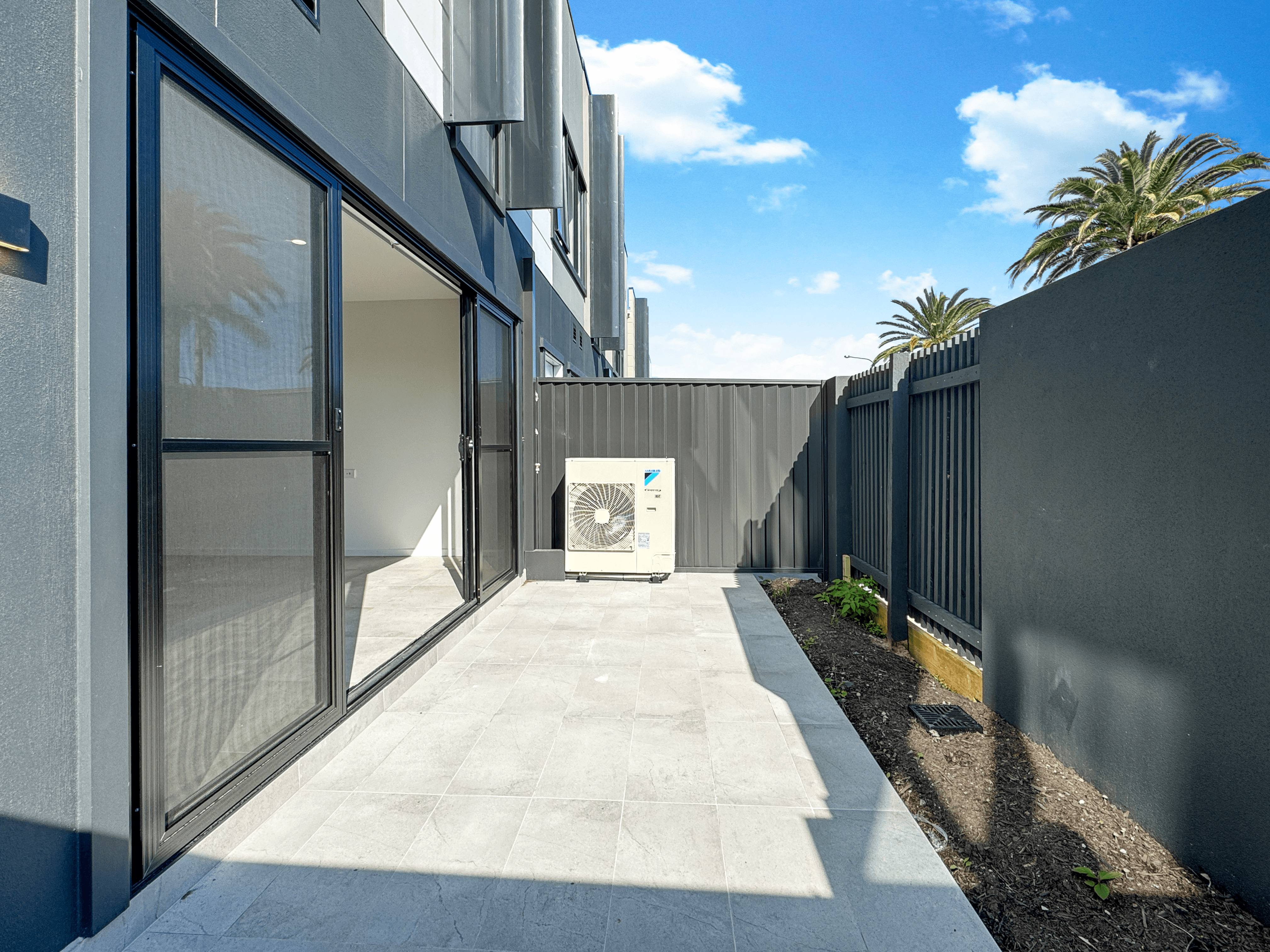 6/31-35 Grant Avenue, HOPE ISLAND, QLD 4212