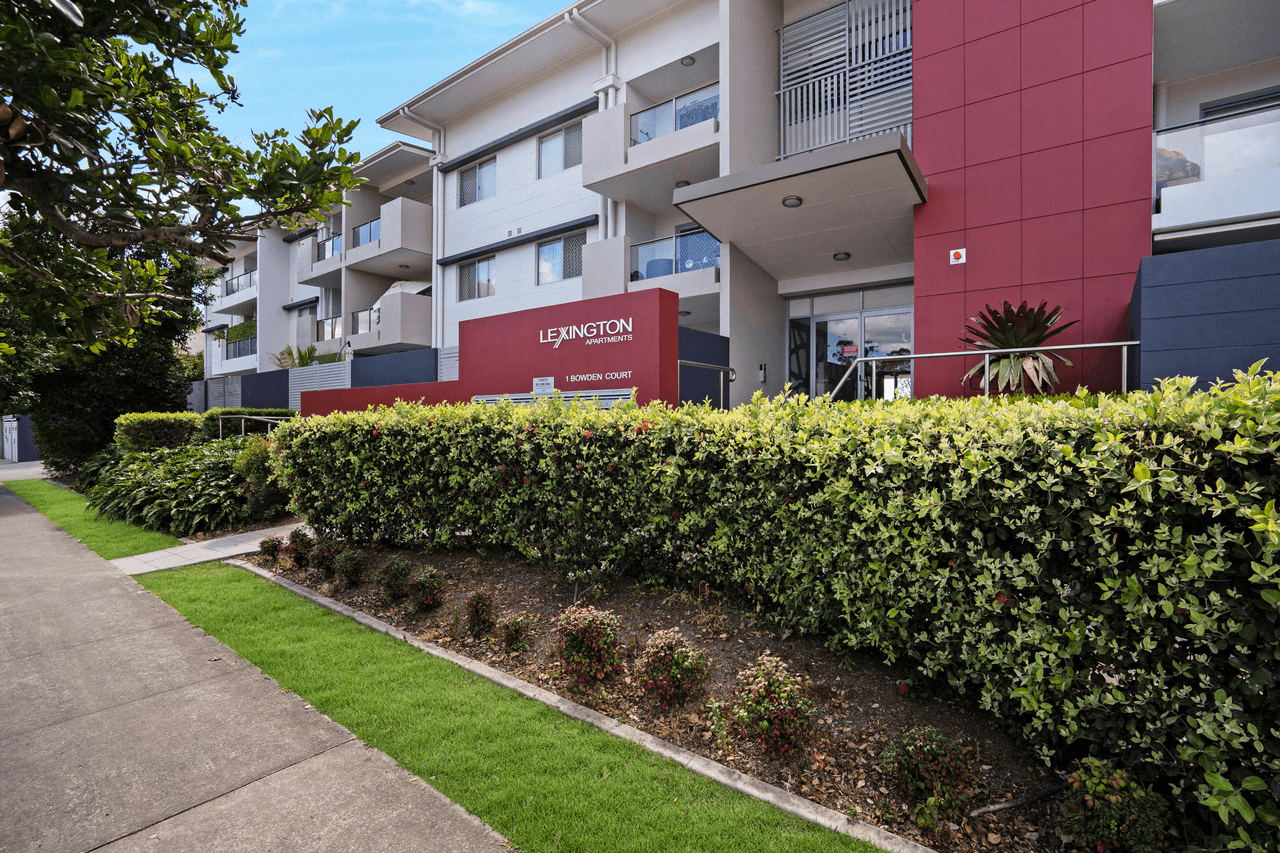 121/1 Bowden Court, NERANG, QLD 4211