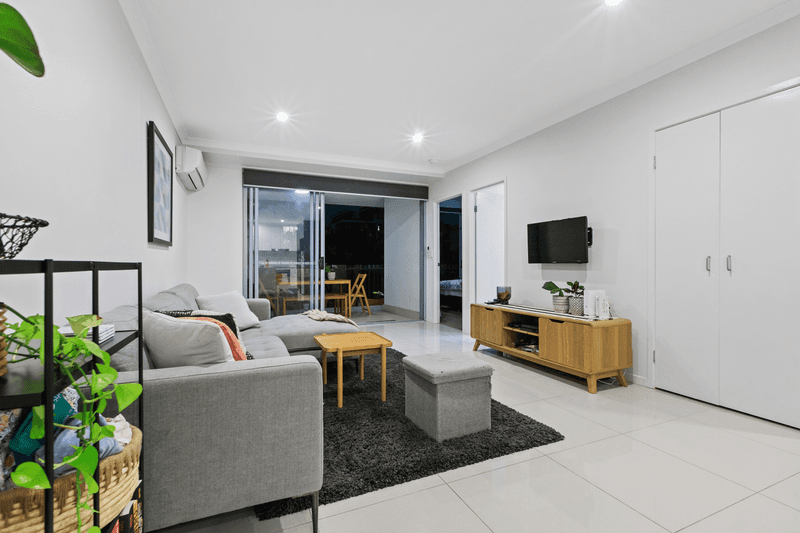 208/19 Isedale Street, WOOLOOWIN, QLD 4030