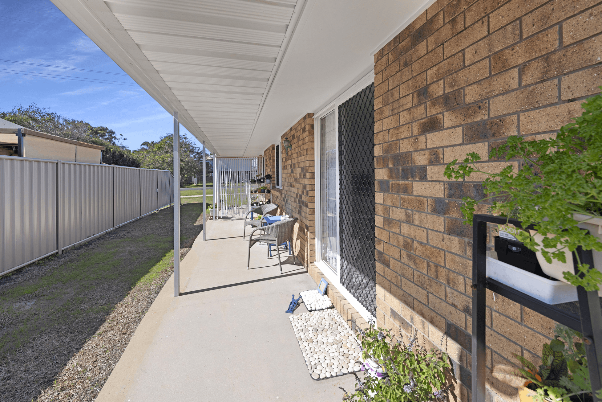 39 Burnett Heads Rd, Burnett Heads, QLD 4670