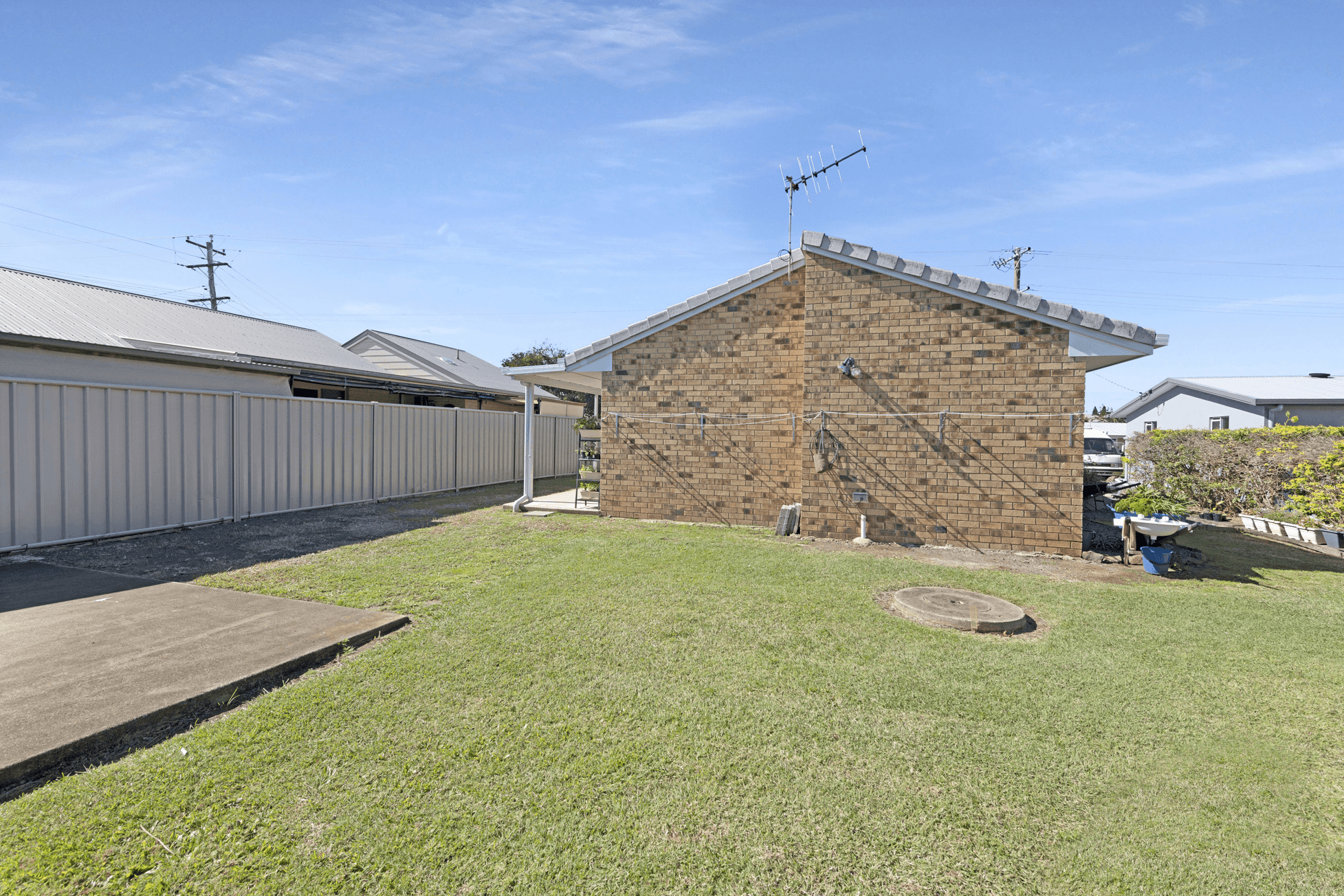 39 Burnett Heads Rd, Burnett Heads, QLD 4670