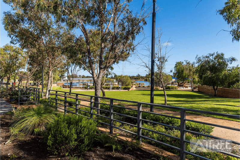 1 Melton Hill Lane, CHAMPION LAKES, WA 6111