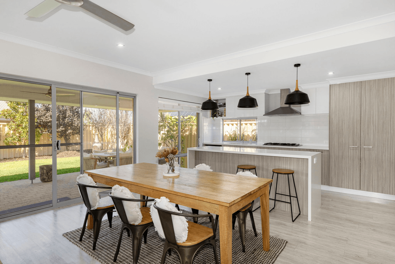 9 Pertuis Way, YALYALUP, WA 6280