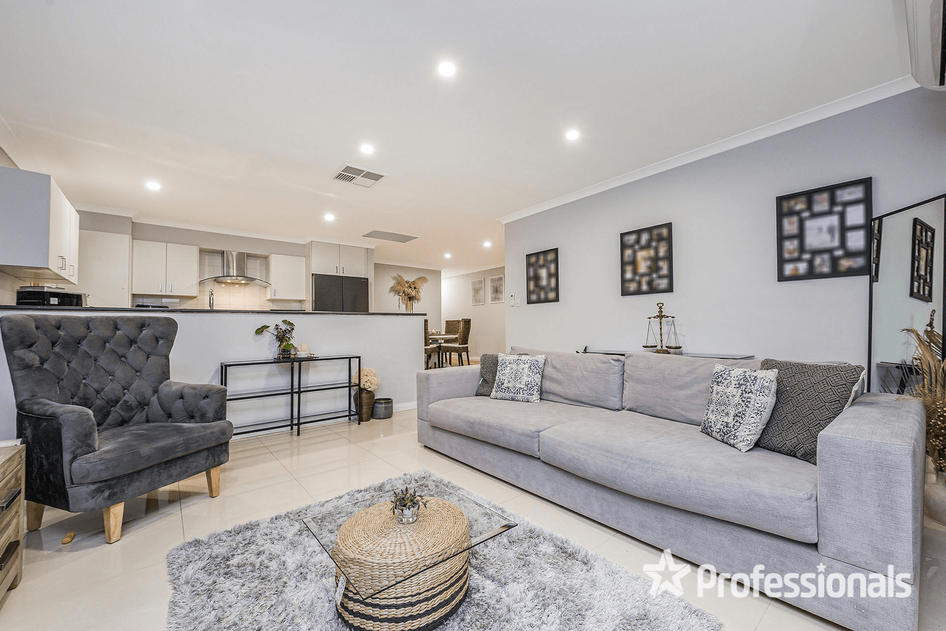 19 Redgum Drive, BALLAJURA, WA 6066