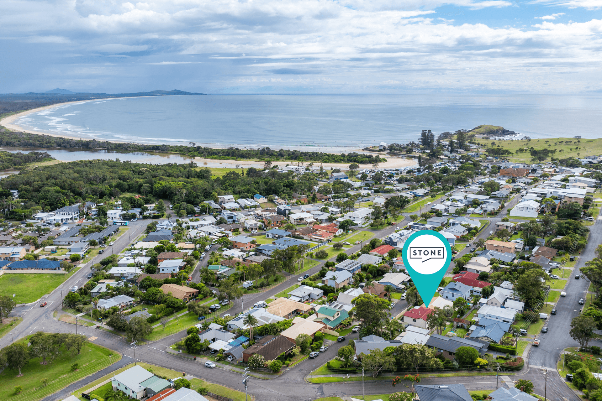 28 Hodgson Street, Crescent Head, NSW 2440