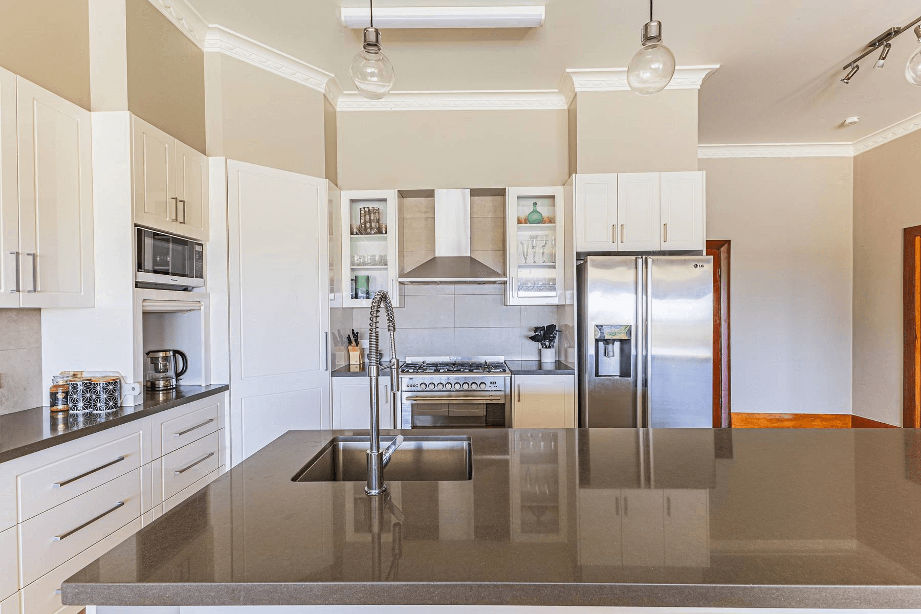 12 Albert Street, Parkes, NSW 2870