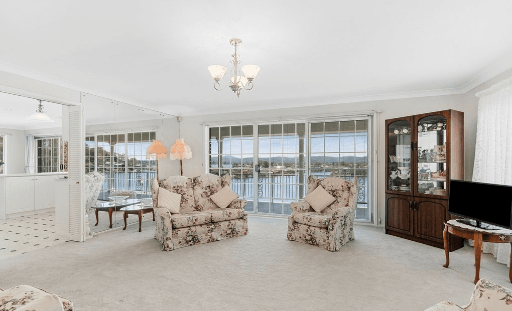 13 Empire Bay Drive, Daleys Point, NSW 2257