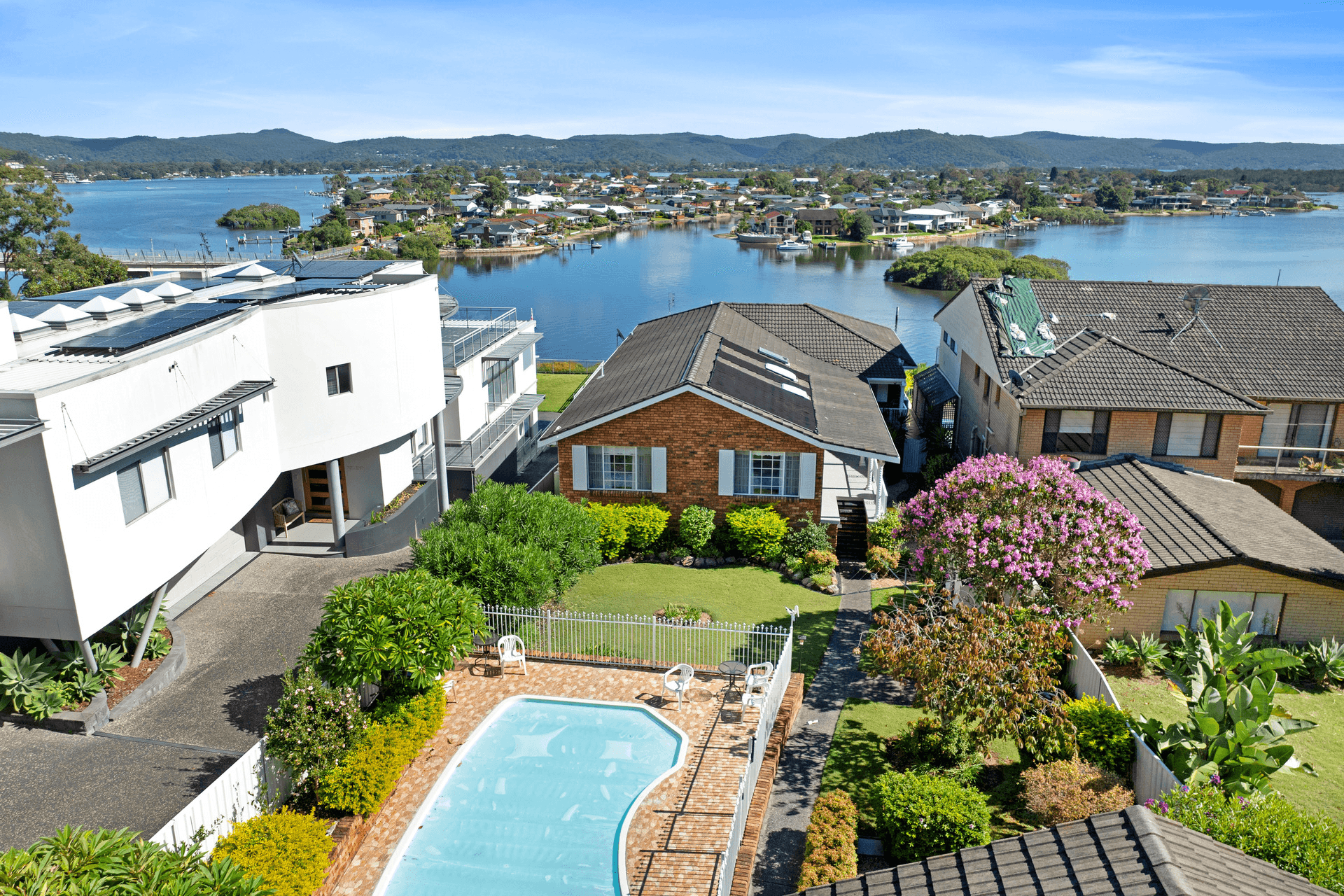 13 Empire Bay Drive, Daleys Point, NSW 2257