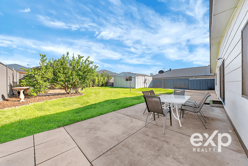 15 Cowra Avenue, Gilles Plains, SA 5086