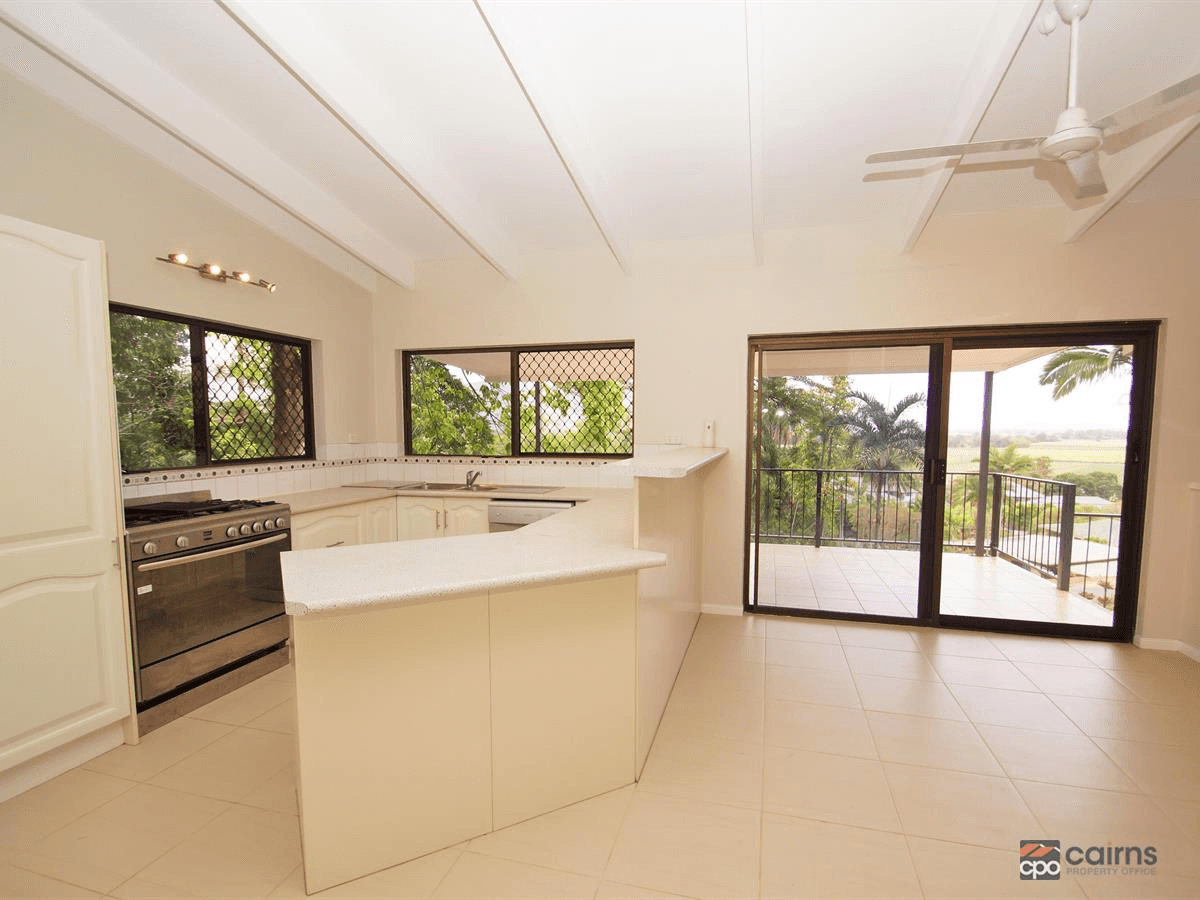 7 Charlekata, Freshwater, QLD 4870