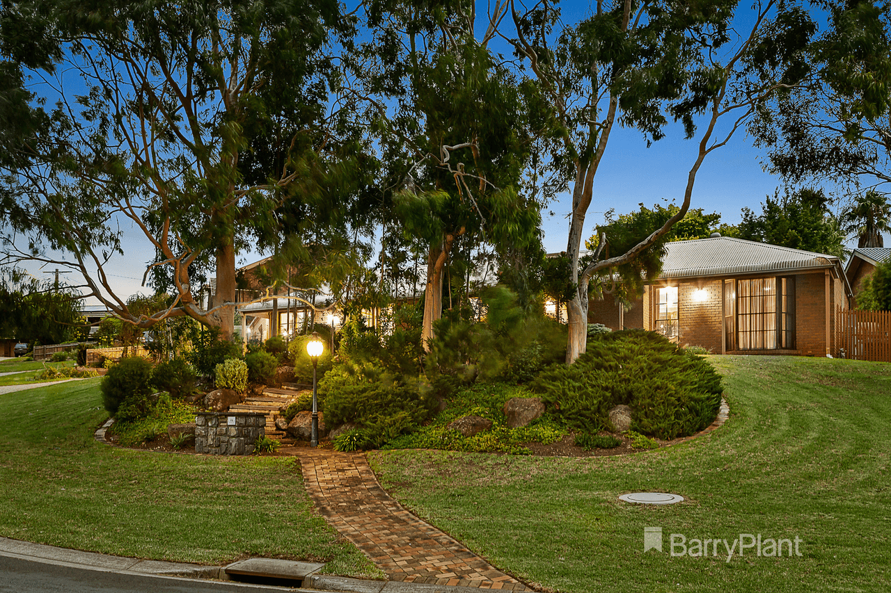 24 Nillumbik Square, Diamond Creek, VIC 3089