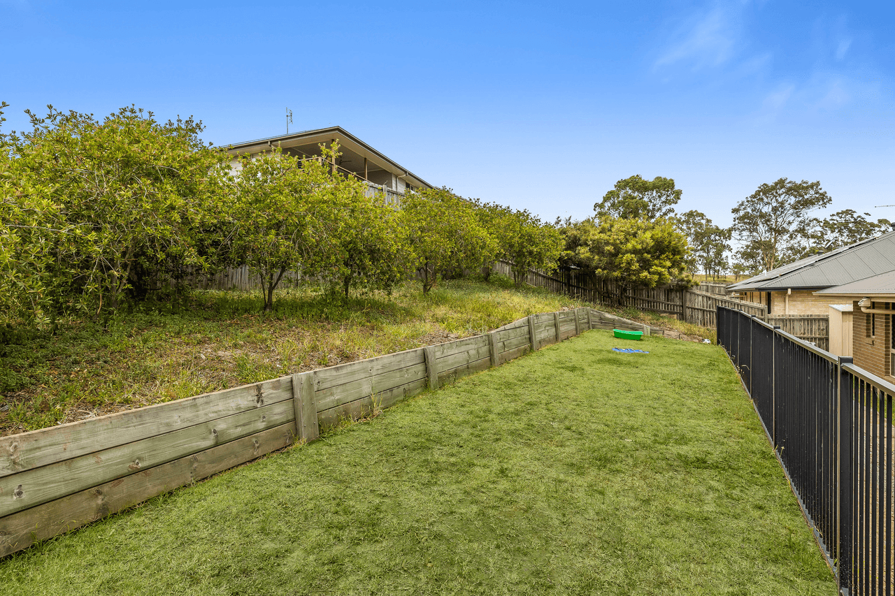 26 Paperbark Drive, GLENVALE, QLD 4350