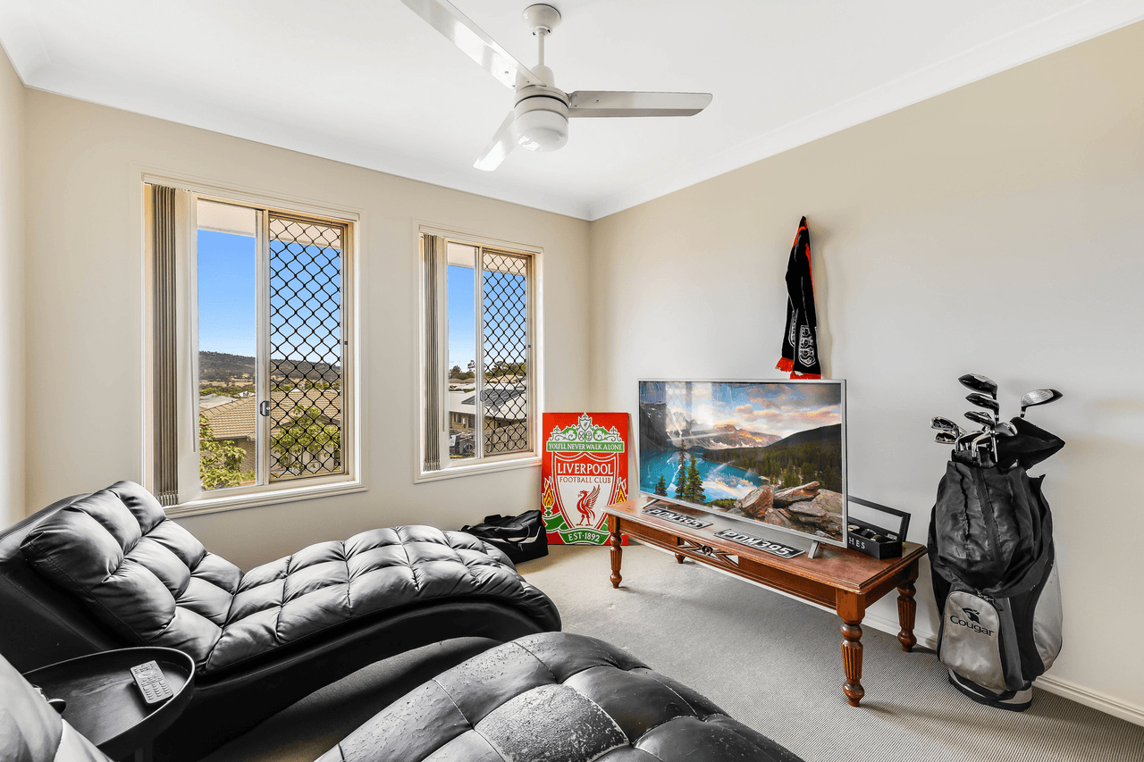 26 Paperbark Drive, GLENVALE, QLD 4350