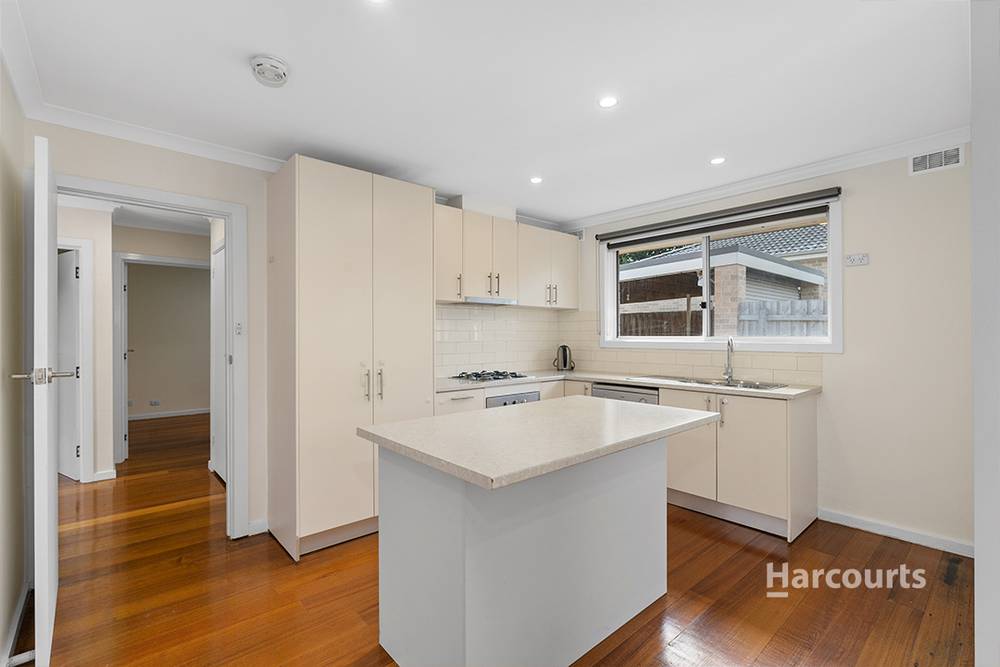 1/68 Rebecca Street, DOVETON, VIC 3177