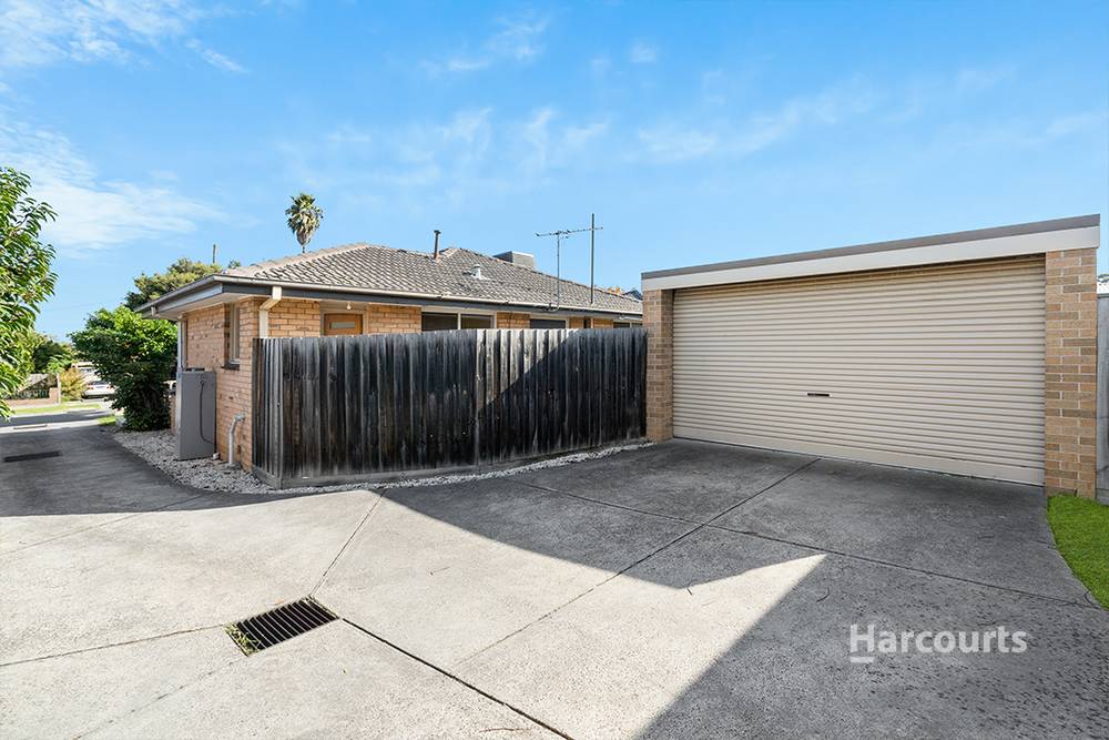1/68 Rebecca Street, DOVETON, VIC 3177