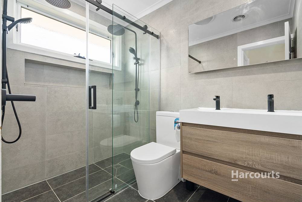 1/68 Rebecca Street, DOVETON, VIC 3177