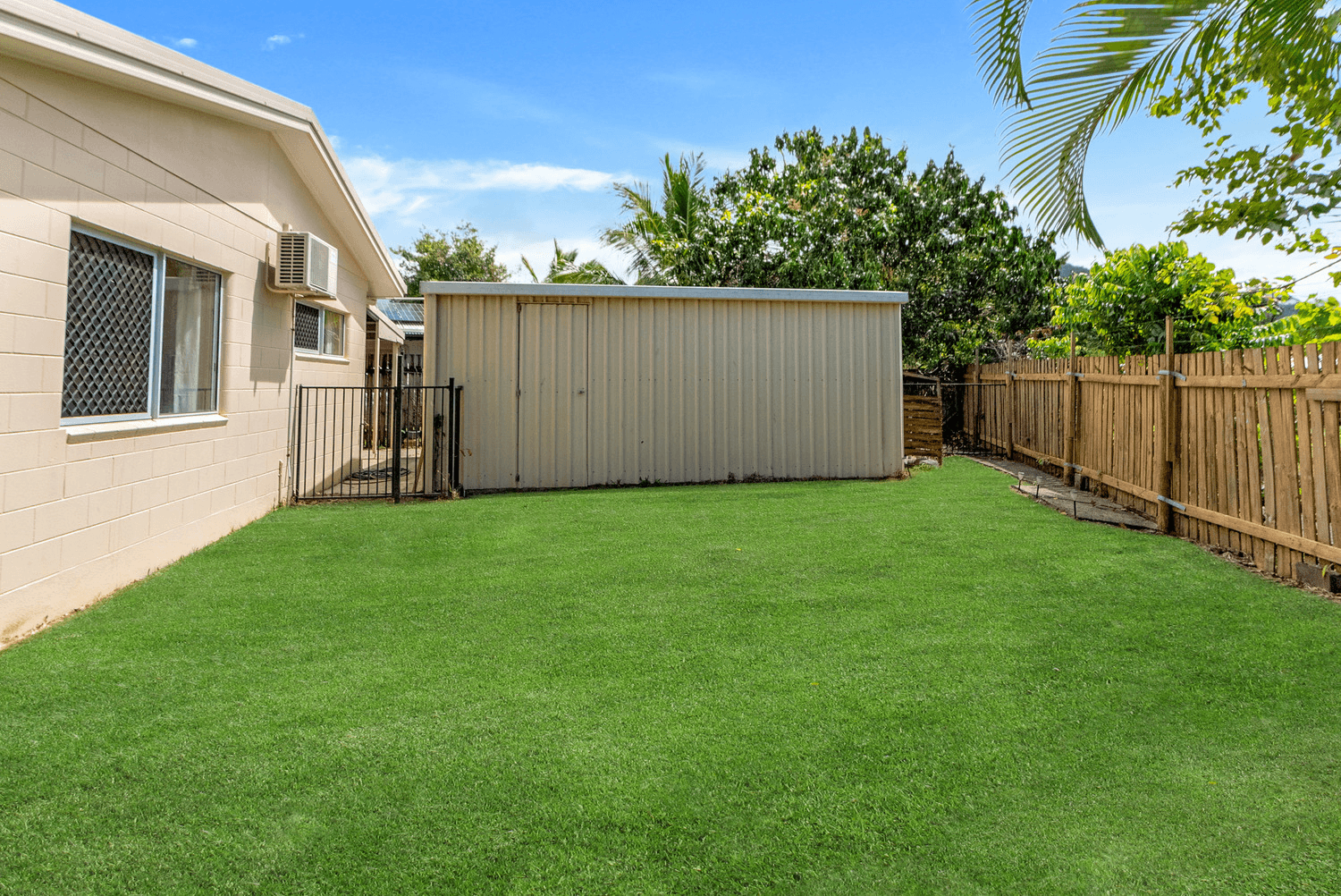 10 Glenrowan Street, White Rock, QLD 4868