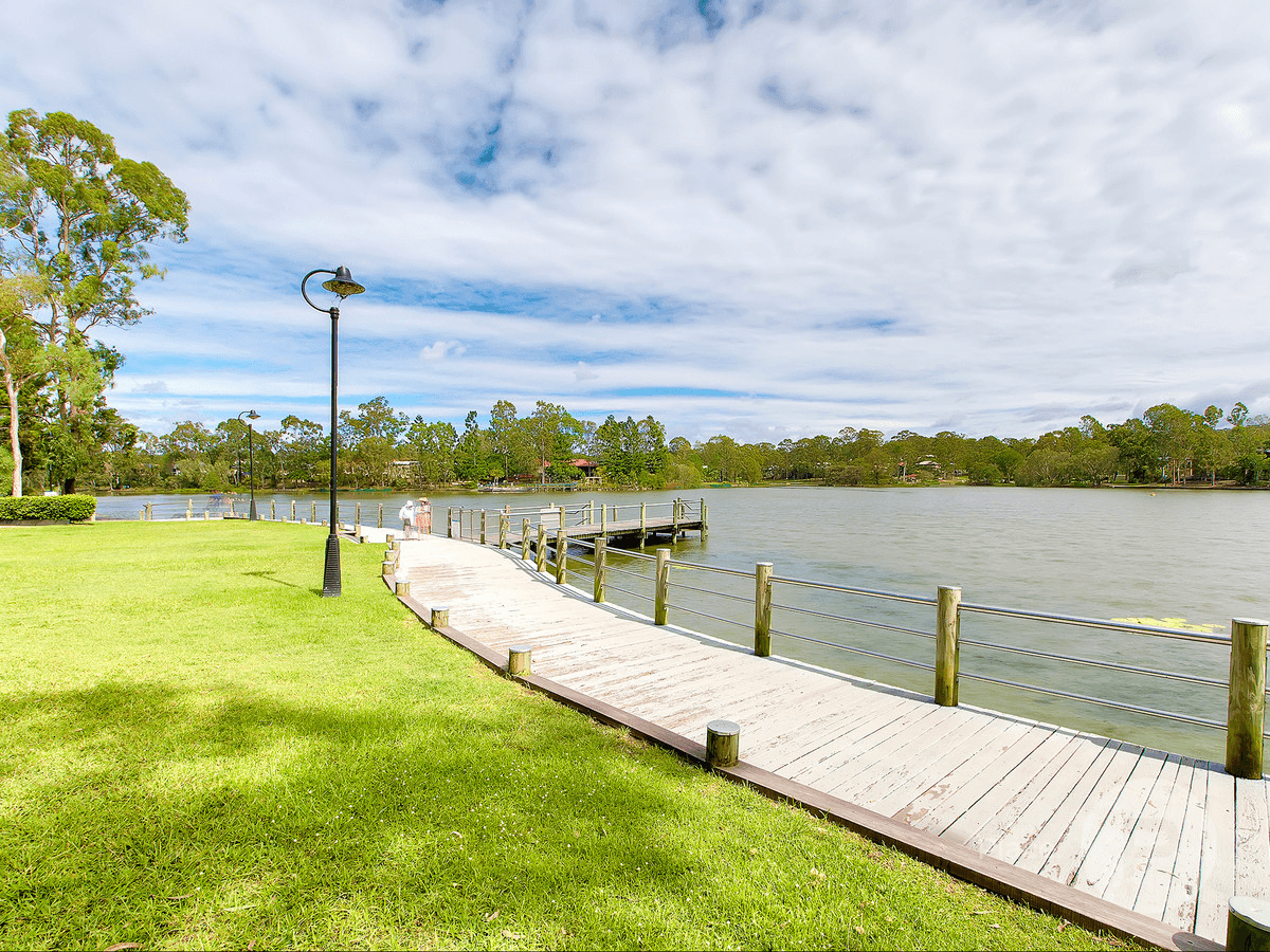 10 Beamont Place, Forest Lake, QLD 4078