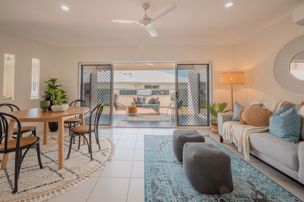 45 Hillock Crescent, BUSHLAND BEACH, QLD 4818