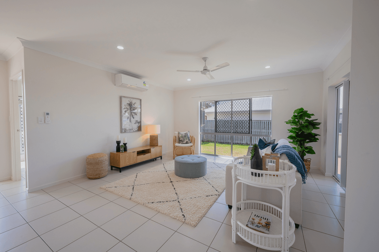 45 Hillock Crescent, BUSHLAND BEACH, QLD 4818