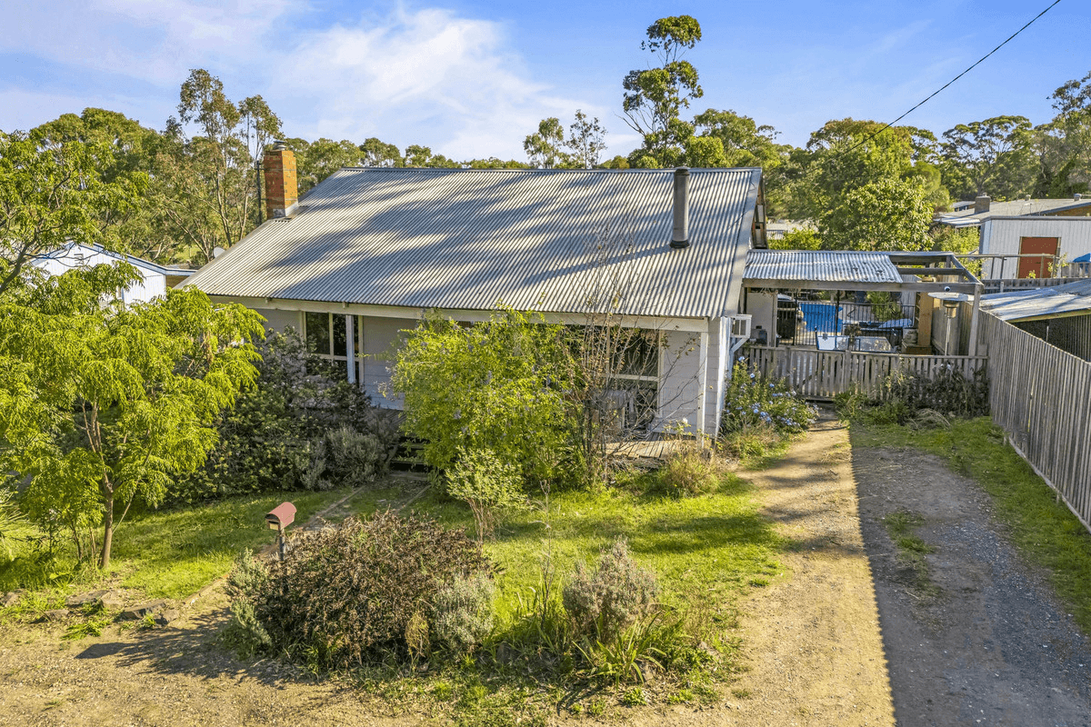 17 Stagg Street, Heyfield, VIC 3858