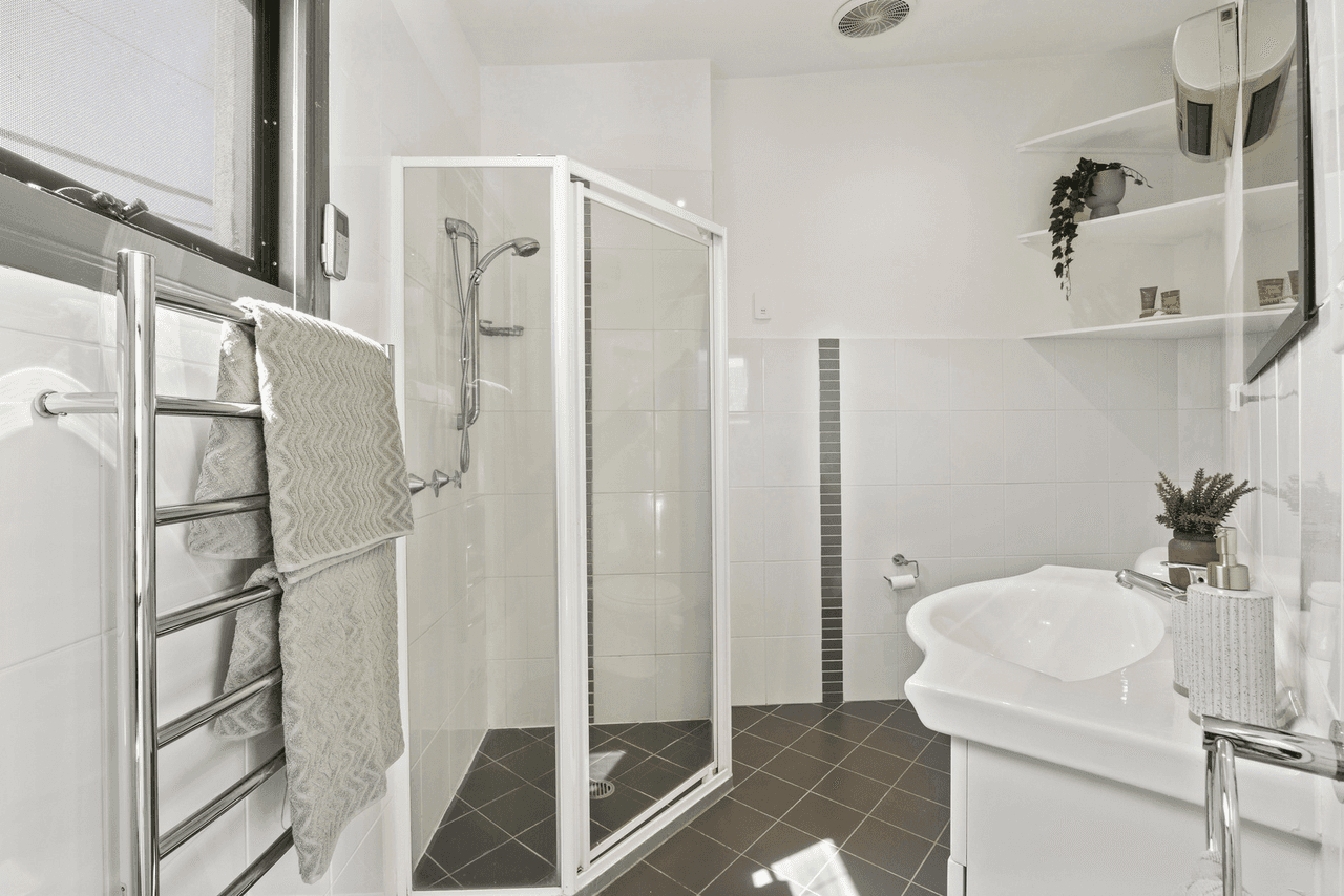 76 Morgan Cresent, CURTIN, ACT 2605