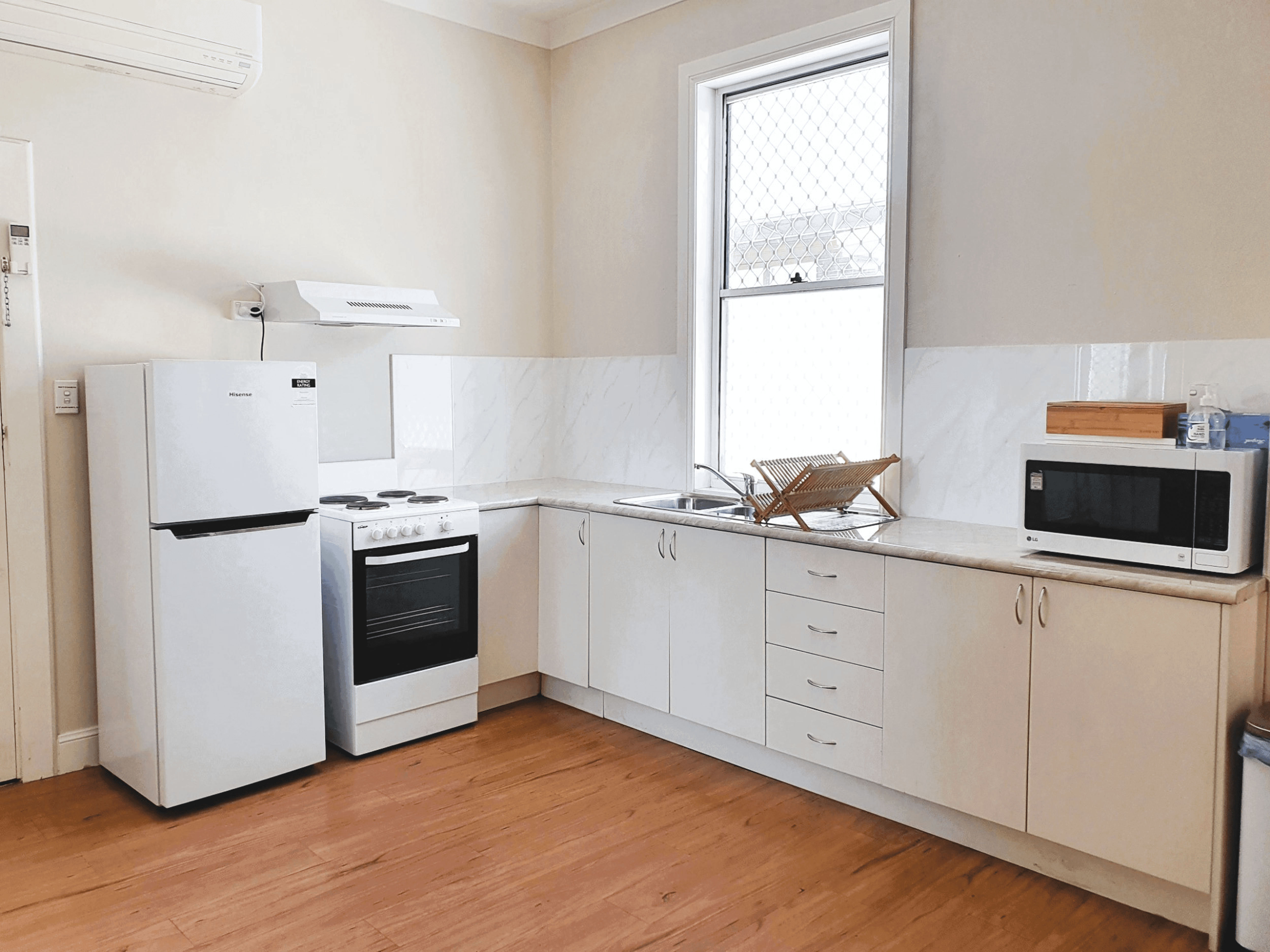 248 Grey Street (Upstairs), GLEN INNES, NSW 2370