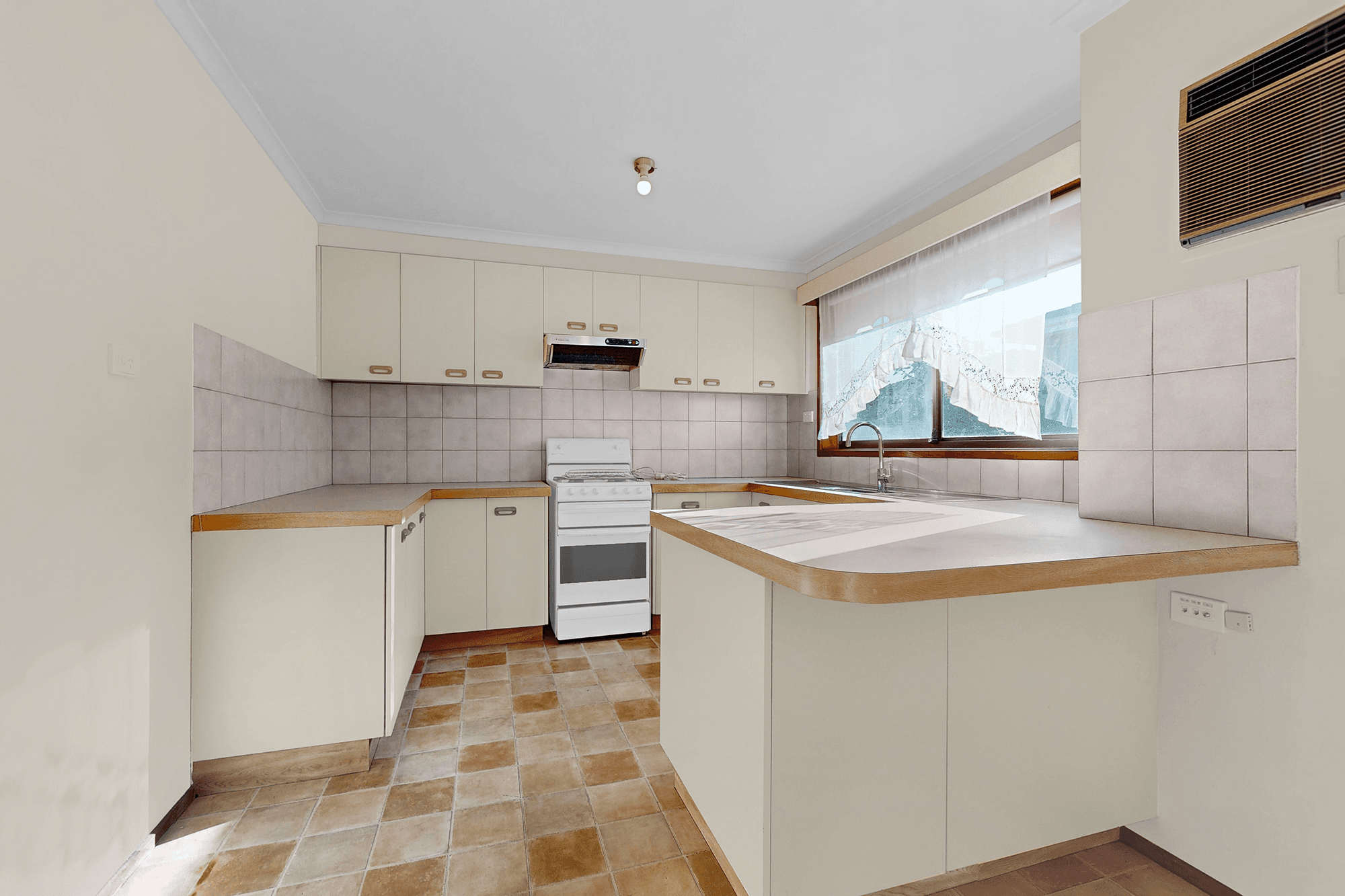 2/6 Tooronga Street, DANDENONG NORTH, VIC 3175