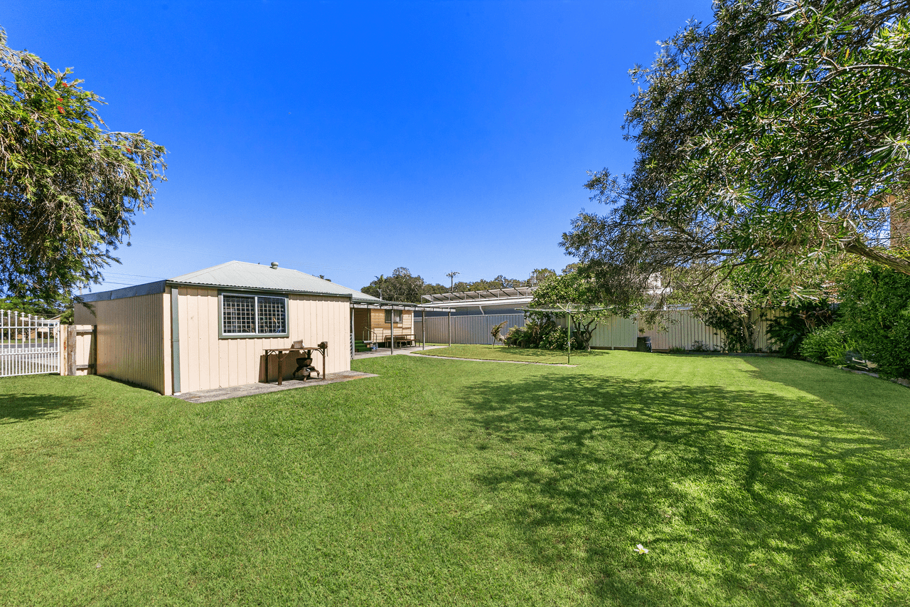 6 Ourringo Street, BUDGEWOI, NSW 2262