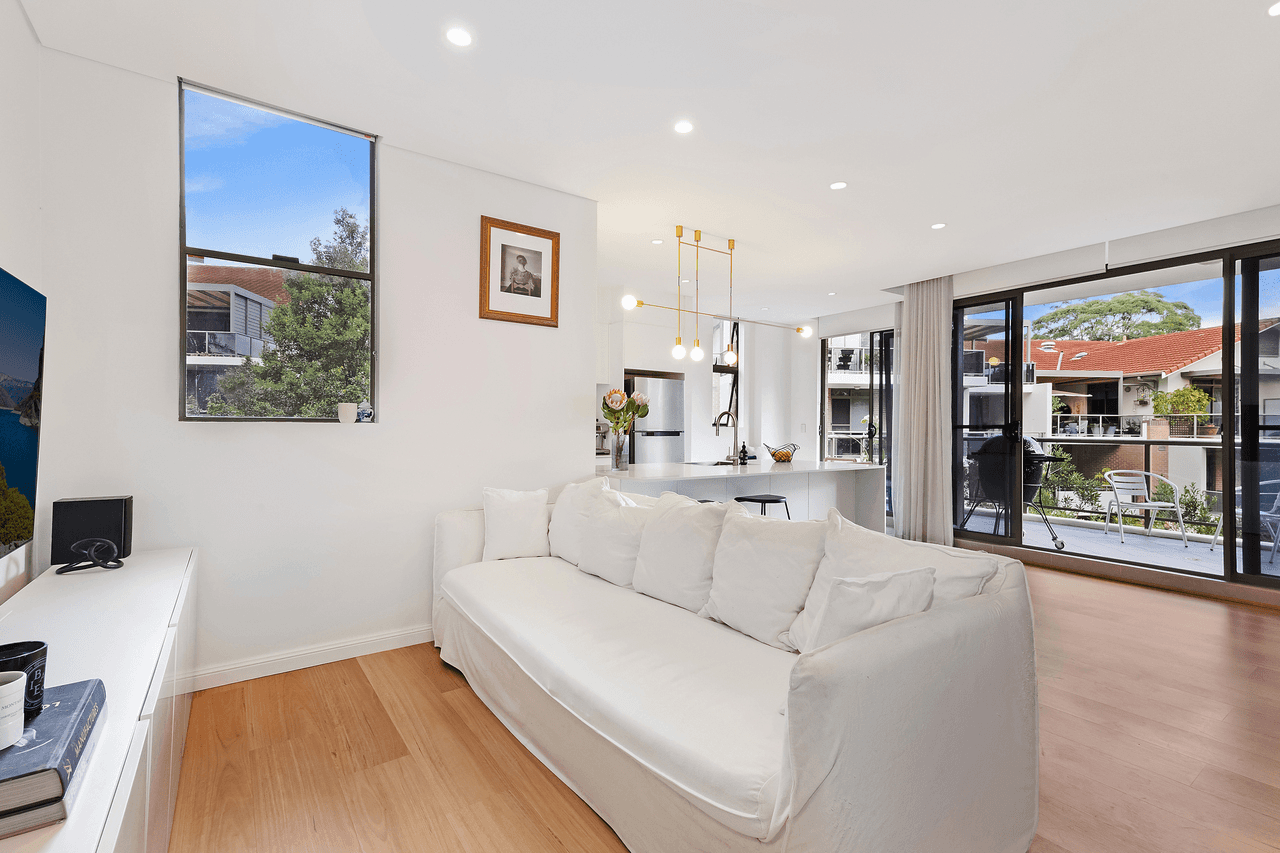 321/2c Munderah Street, WAHROONGA, NSW 2076