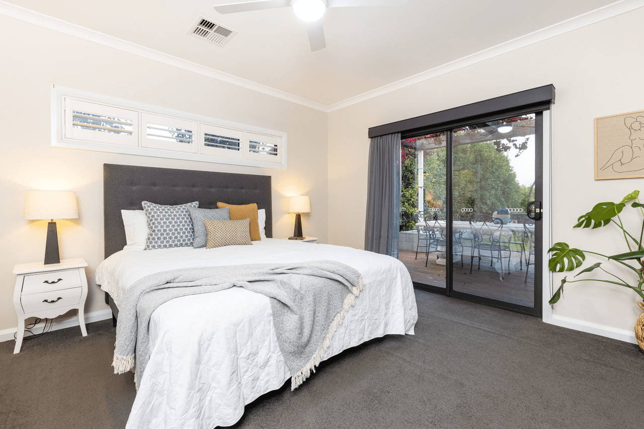 14 Carra Court, Nichols Point, VIC 3501