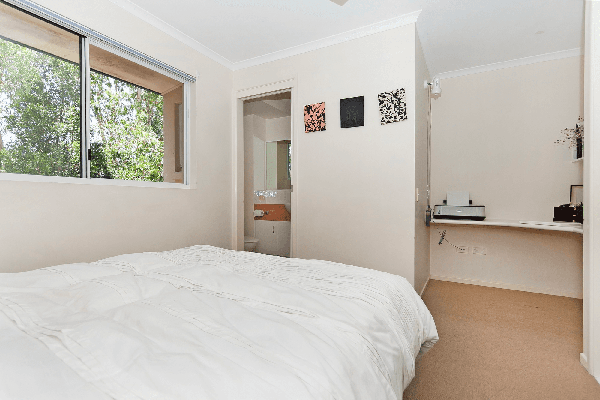 33/66 UNIVERSITY DRIVE, MEADOWBROOK, QLD 4131