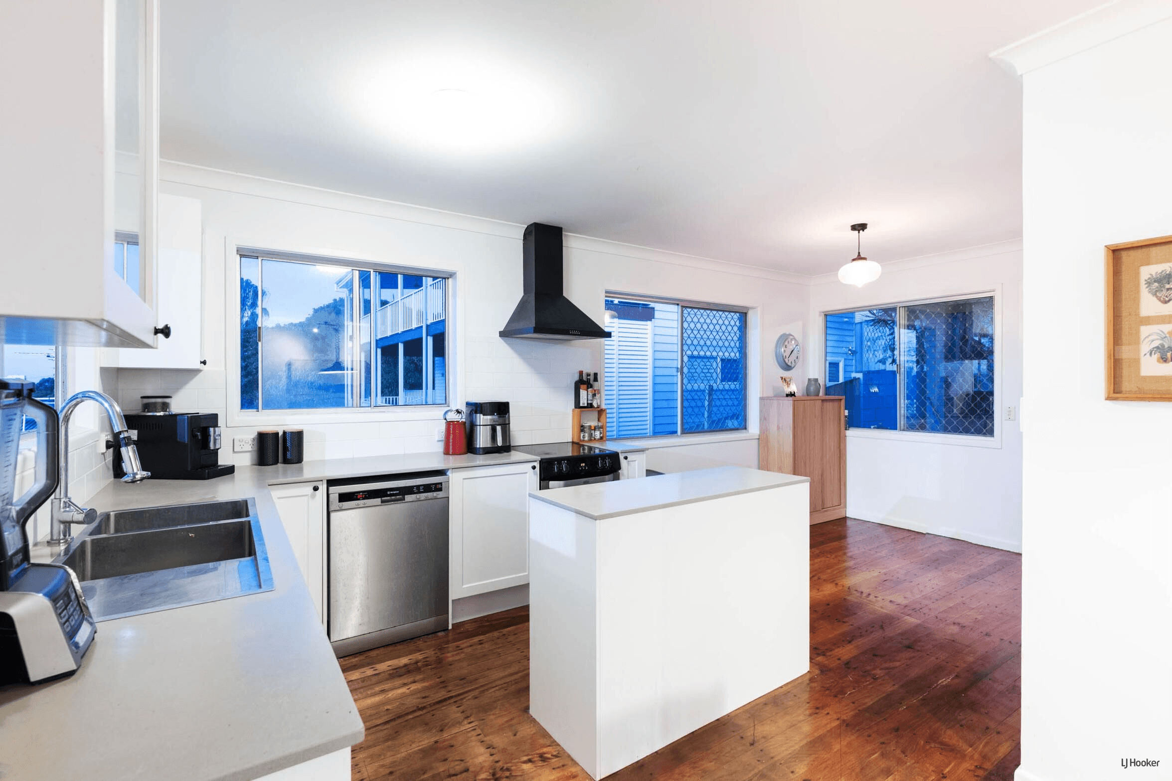 28 Rutledge Street, Coolangatta, QLD 4225