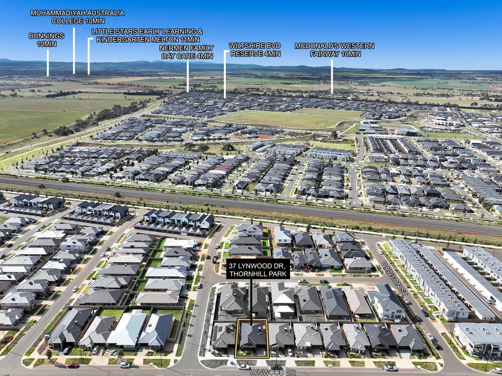 37 Lynwood Drive, THORNHILL PARK, VIC 3335