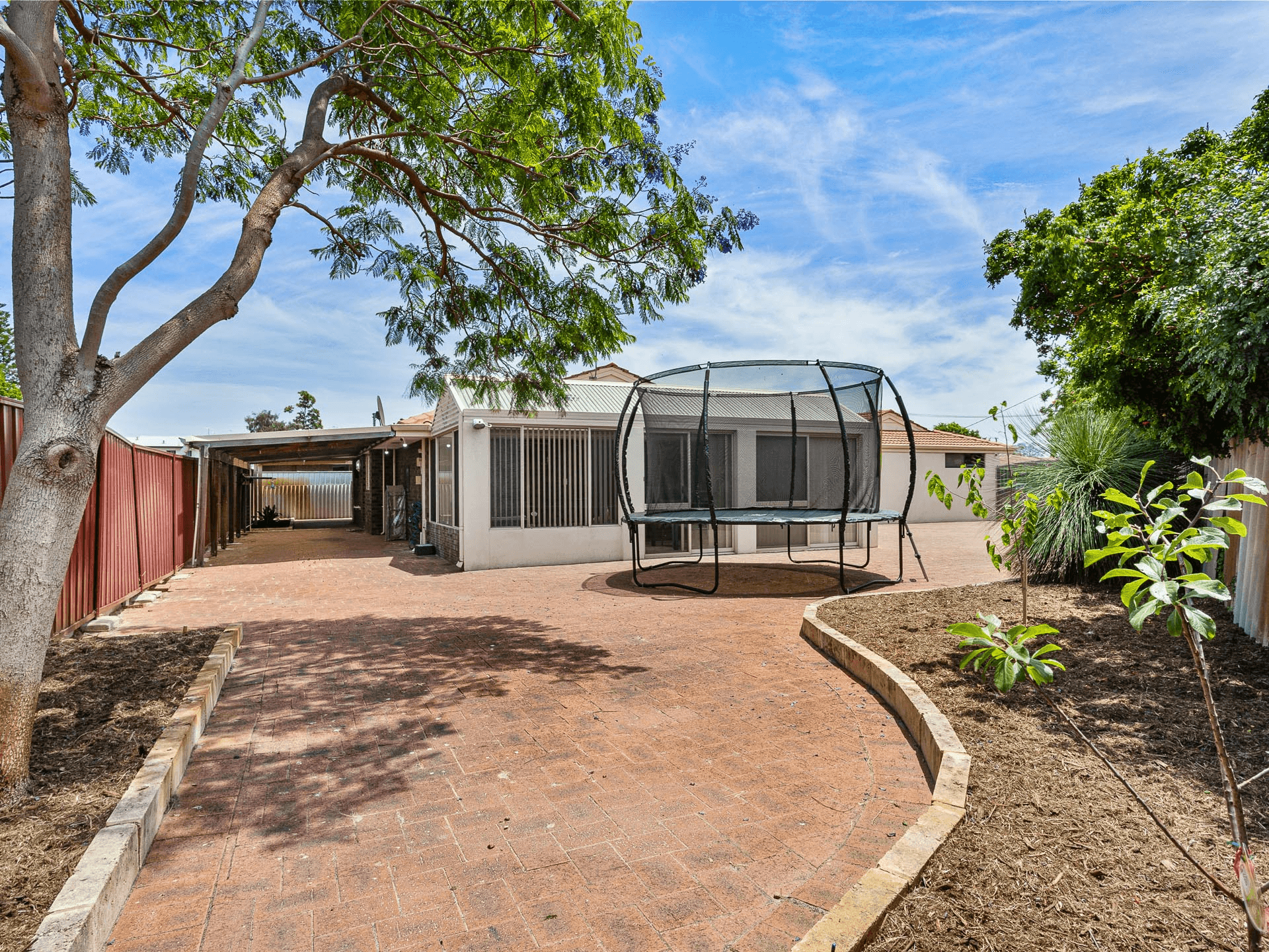 16 Redgum Court, KEWDALE, WA 6105