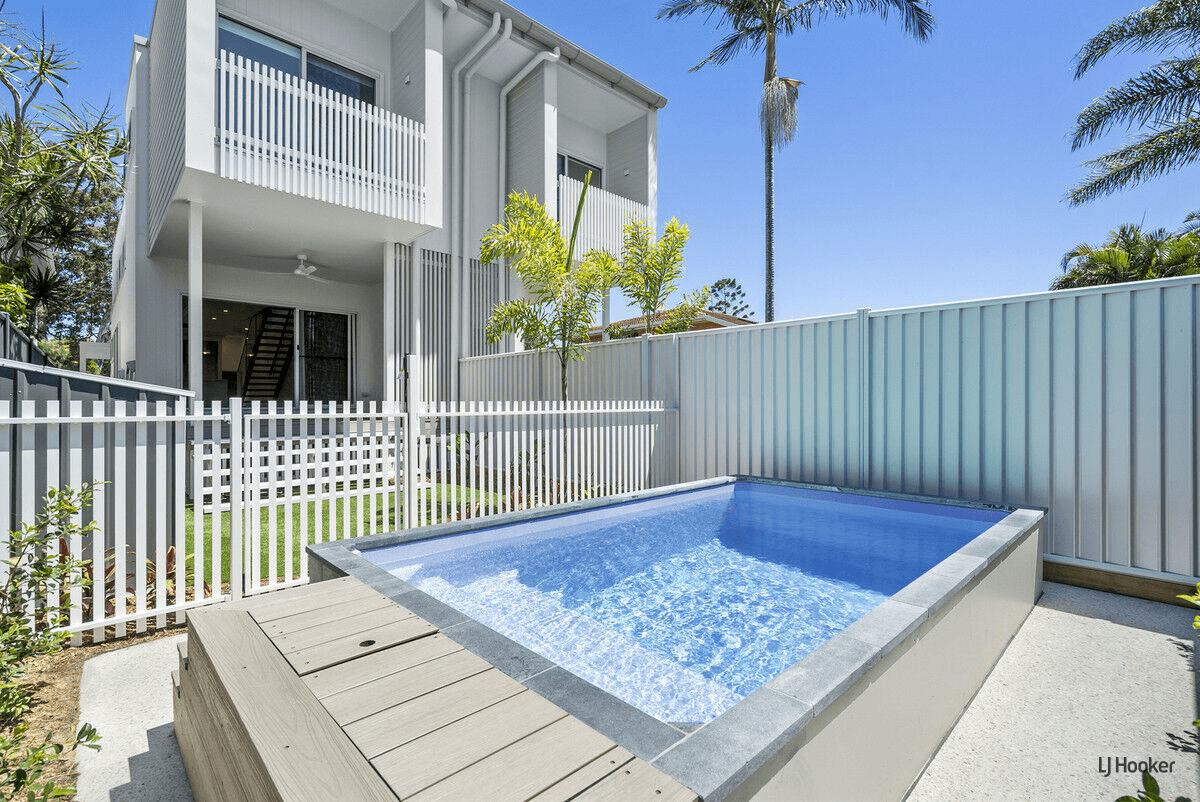 2/29 Twenty Third Avenue, Palm Beach, QLD 4221