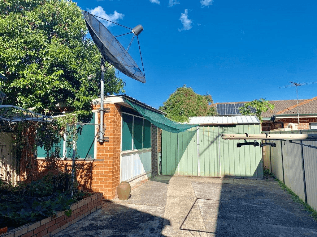 1a Cathcart Street, Fairfield, NSW 2165