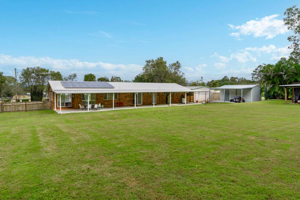 214 Alcock Road, ELIMBAH, QLD 4516