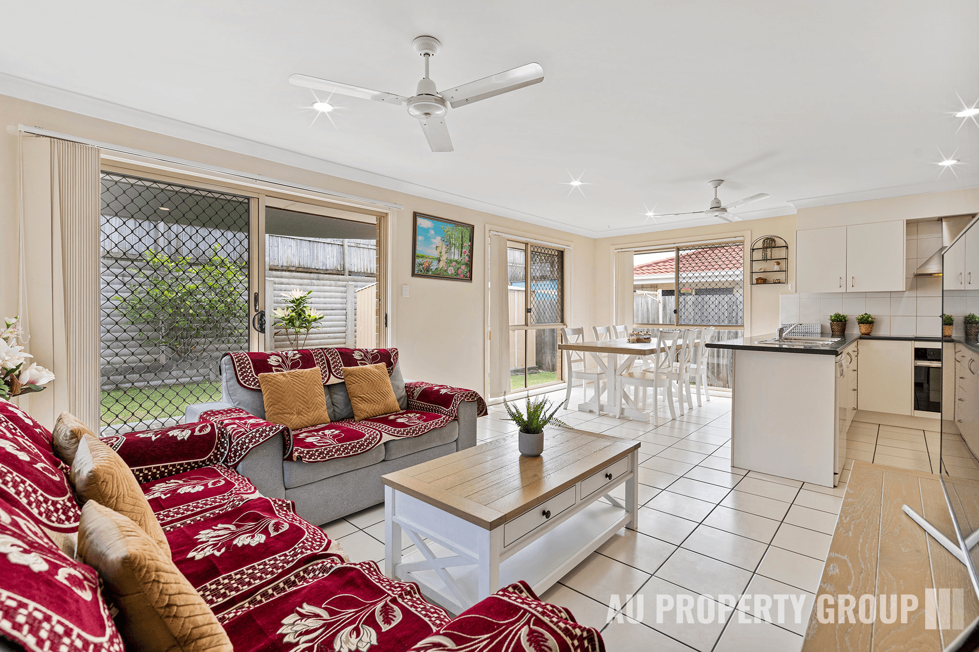 4 Blueberry Ash Court, BORONIA HEIGHTS, QLD 4124