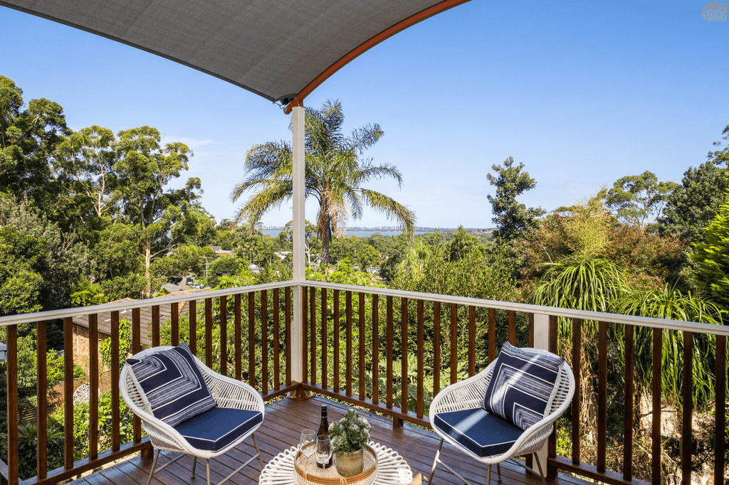 21 Kilkenny Parade, BERKELEY VALE, NSW 2261