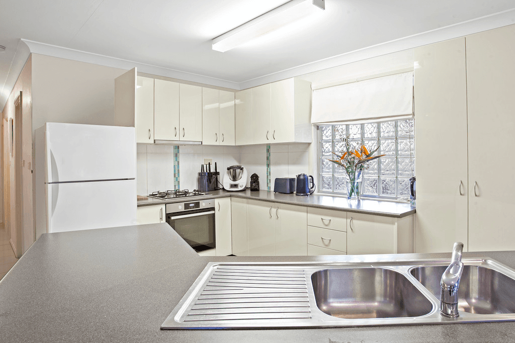 648a Coleridge Road, BATEAU BAY, NSW 2261