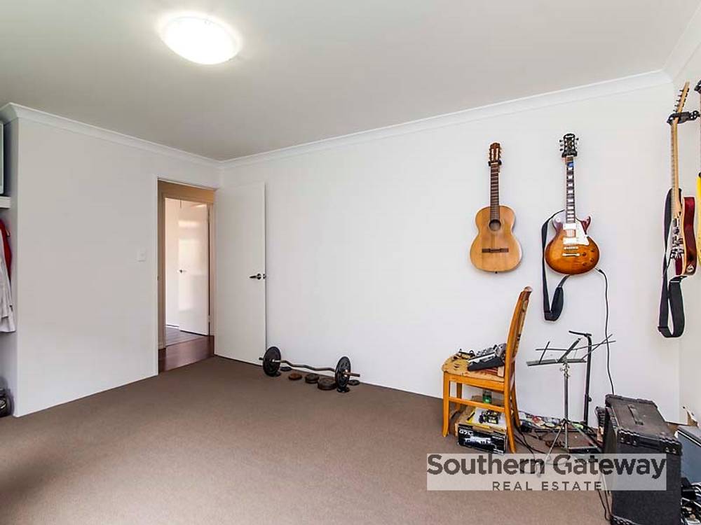 35 Stokesay Street, ORELIA, WA 6167